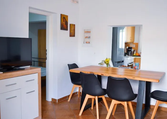 Holiday home Bluegonia Exo Gonia